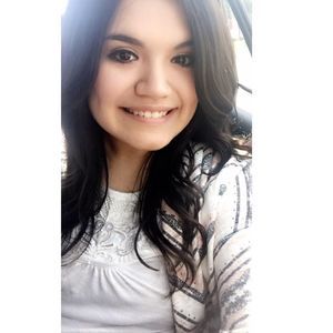 Meet your Posher, Fatima